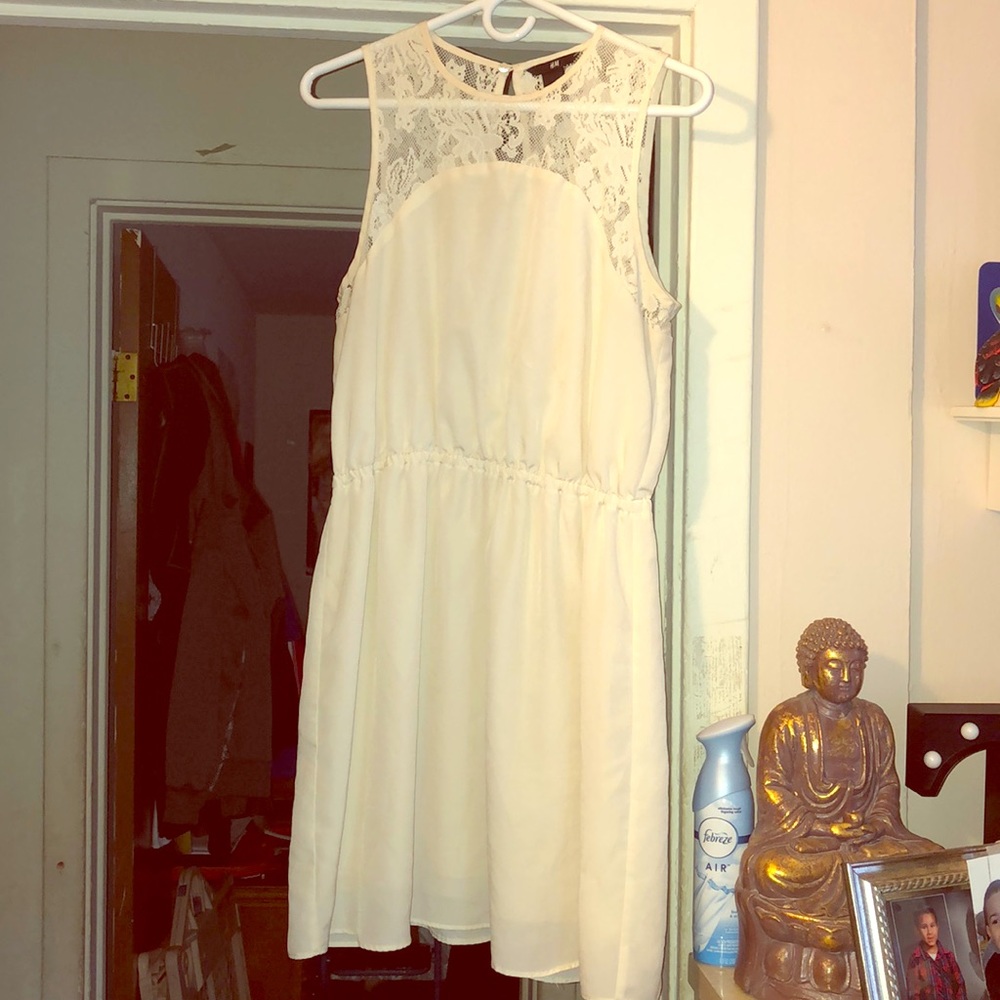 H&M lace dress
